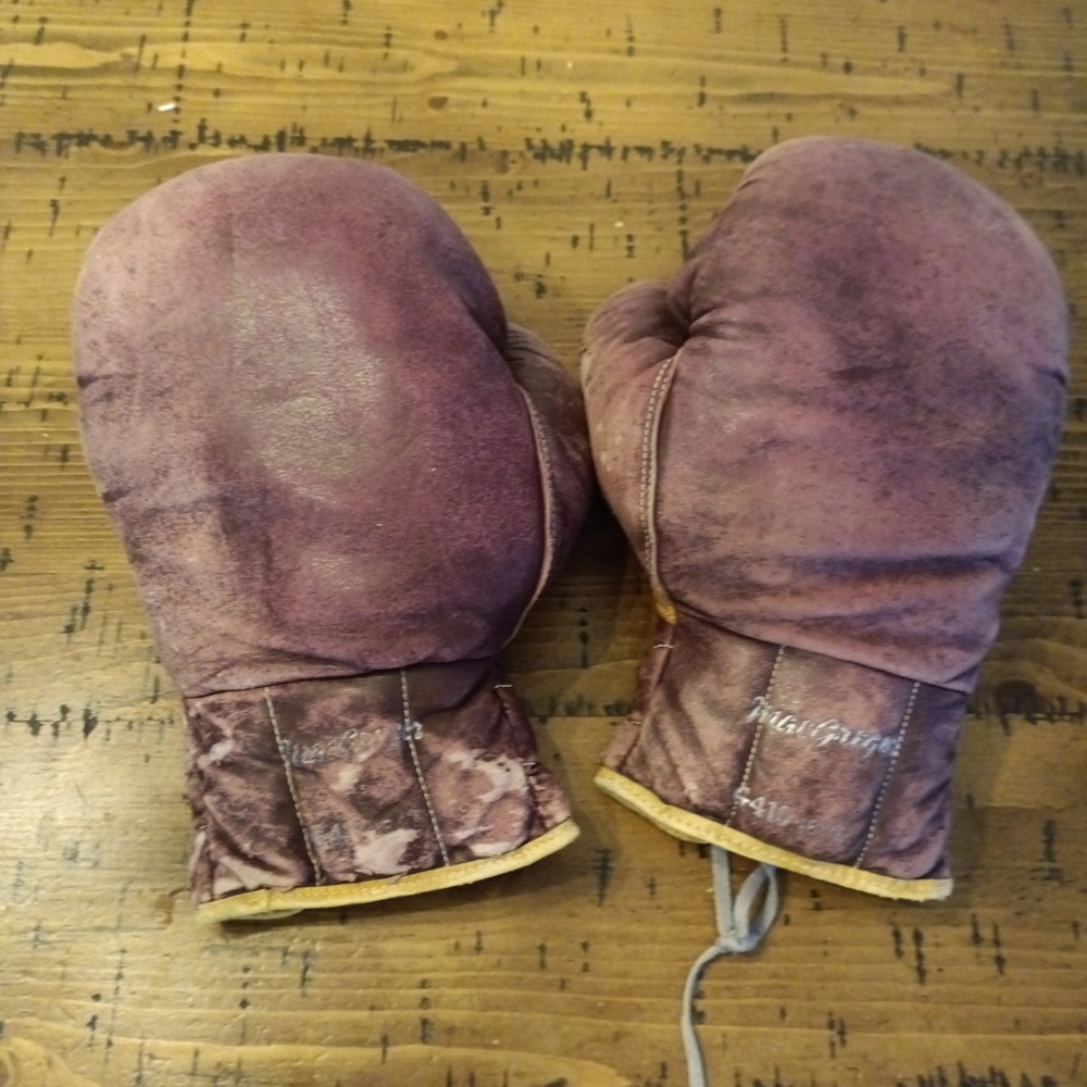 Vintage MacGregor G415 16 oz Leather Boxing Gloves Lace Up Burgundy Brown